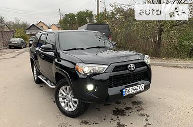 Внедорожник / Кроссовер Toyota 4Runner 2017 в Ровно