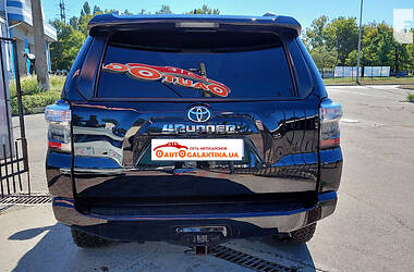 Внедорожник / Кроссовер Toyota 4Runner 2014 в Николаеве