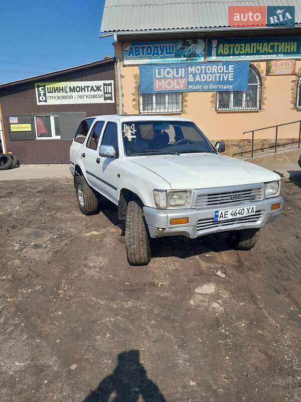 Внедорожник / Кроссовер Toyota 4Runner 1990 в Путивле