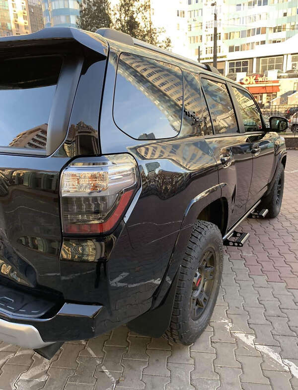 Внедорожник / Кроссовер Toyota 4Runner 2017 в Запорожье
