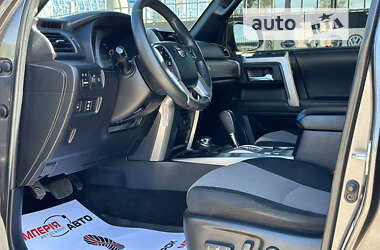 Позашляховик / Кросовер Toyota 4Runner 2020 в Києві