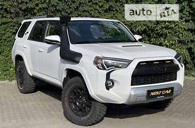 Toyota 4Runner 2018