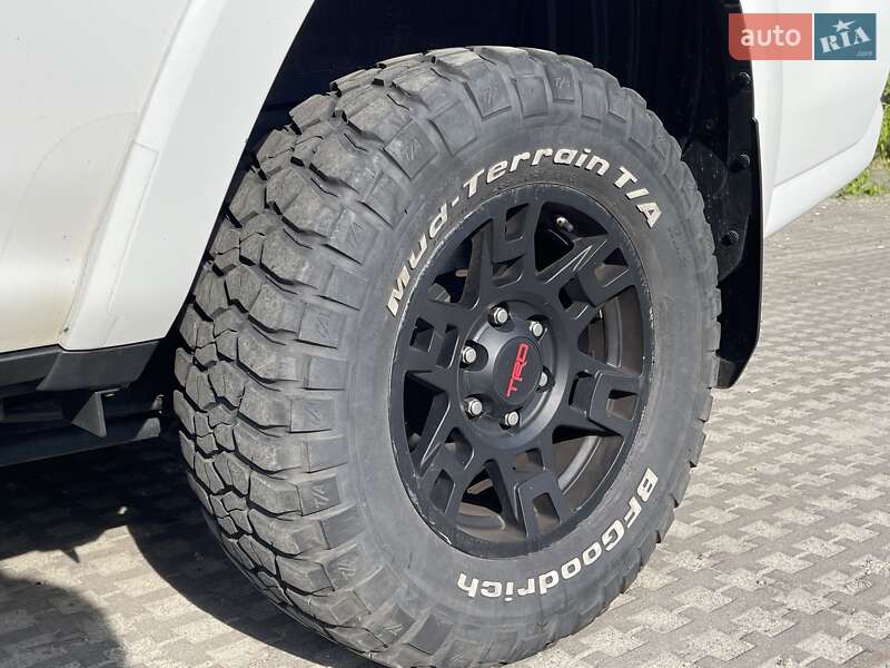 Внедорожник / Кроссовер Toyota 4Runner 2018 в Киеве