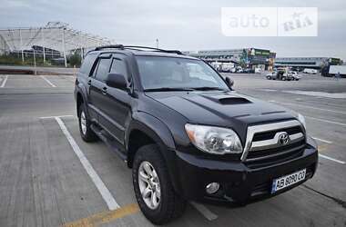 Позашляховик / Кросовер Toyota 4Runner 2007 в Києві