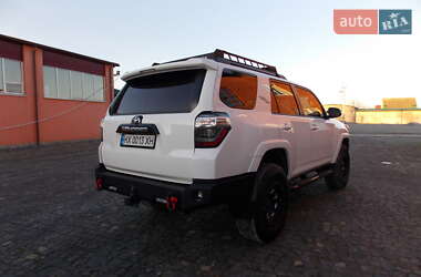 Внедорожник / Кроссовер Toyota 4Runner 2019 в Дунаевцах