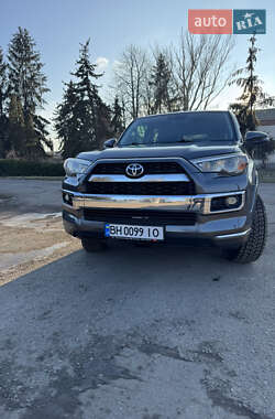 Позашляховик / Кросовер Toyota 4Runner 2014 в Подільську