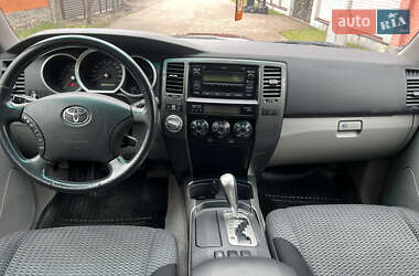 Внедорожник / Кроссовер Toyota 4Runner 2006 в 