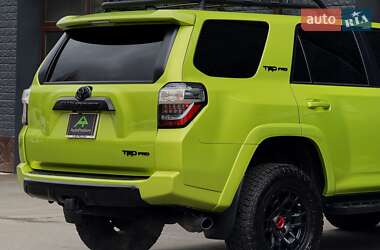 Позашляховик / Кросовер Toyota 4Runner 2021 в 