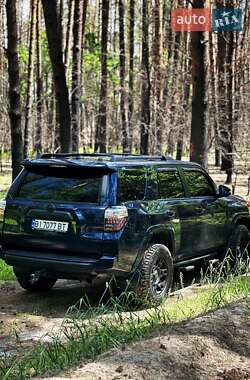 Внедорожник / Кроссовер Toyota 4Runner 2017 в 