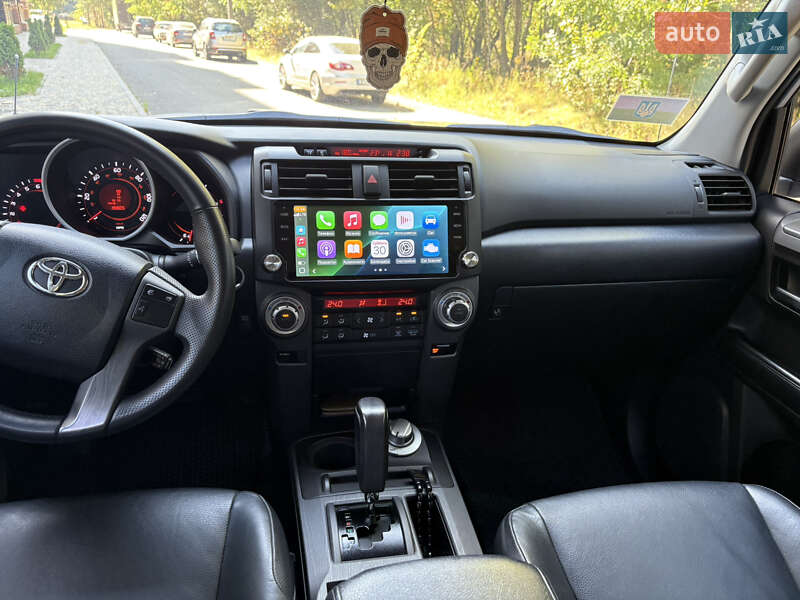 Внедорожник / Кроссовер Toyota 4Runner 2011 в Чернигове