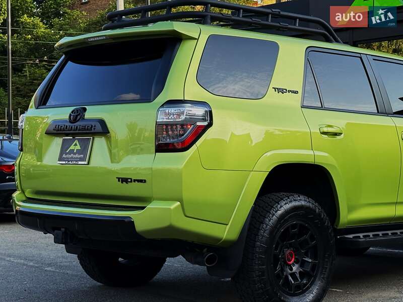 Внедорожник / Кроссовер Toyota 4Runner 2021 в Киеве