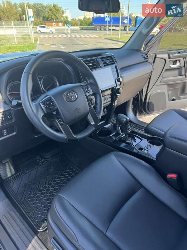 Позашляховик / Кросовер Toyota 4Runner 2020 в Києві фото 9 Позашляховик / Кросовер Toyota 4Runner 2020 в Києві