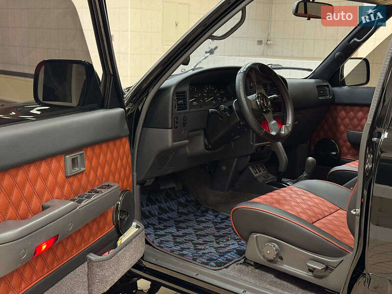 Внедорожник / Кроссовер Toyota 4Runner 1994 в Киеве