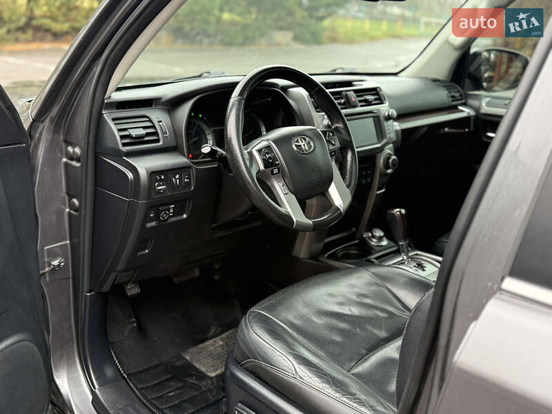 Внедорожник / Кроссовер Toyota 4Runner 2014 в Виннице