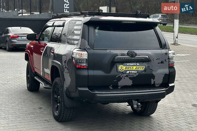 Внедорожник / Кроссовер Toyota 4Runner 2020 в Черновцах