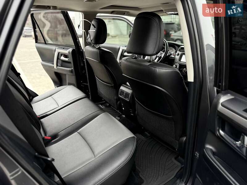 Внедорожник / Кроссовер Toyota 4Runner 2016 в Черкассах фото 9 Внедорожник / Кроссовер Toyota 4Runner 2016 в Черкассах