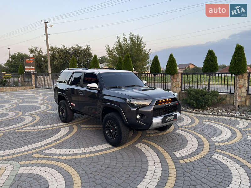 Внедорожник / Кроссовер Toyota 4Runner 2019 в Коломые