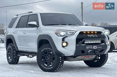 Внедорожник / Кроссовер Toyota 4Runner 2018 в Киеве