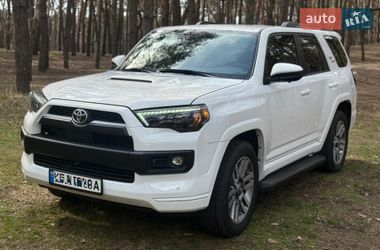 Внедорожник / Кроссовер Toyota 4Runner 2022 в Днепре