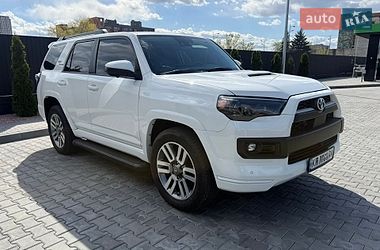 Внедорожник / Кроссовер Toyota 4Runner 2022 в Днепре