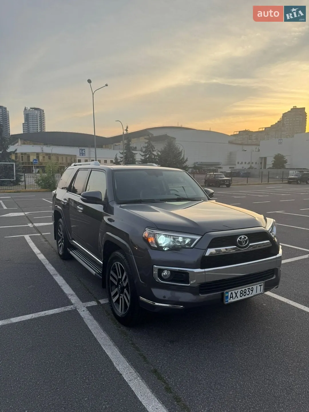 Toyota 4Runner 2016 VIN JTEBU5JR7G5348958 фото оголошення 2 з 6