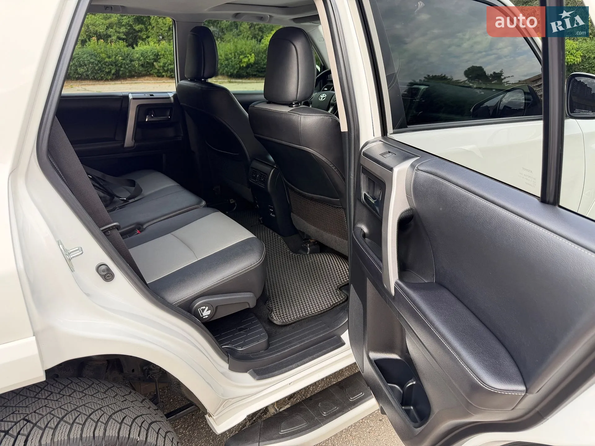 2017 Toyota 4Runner - мініатюра 12