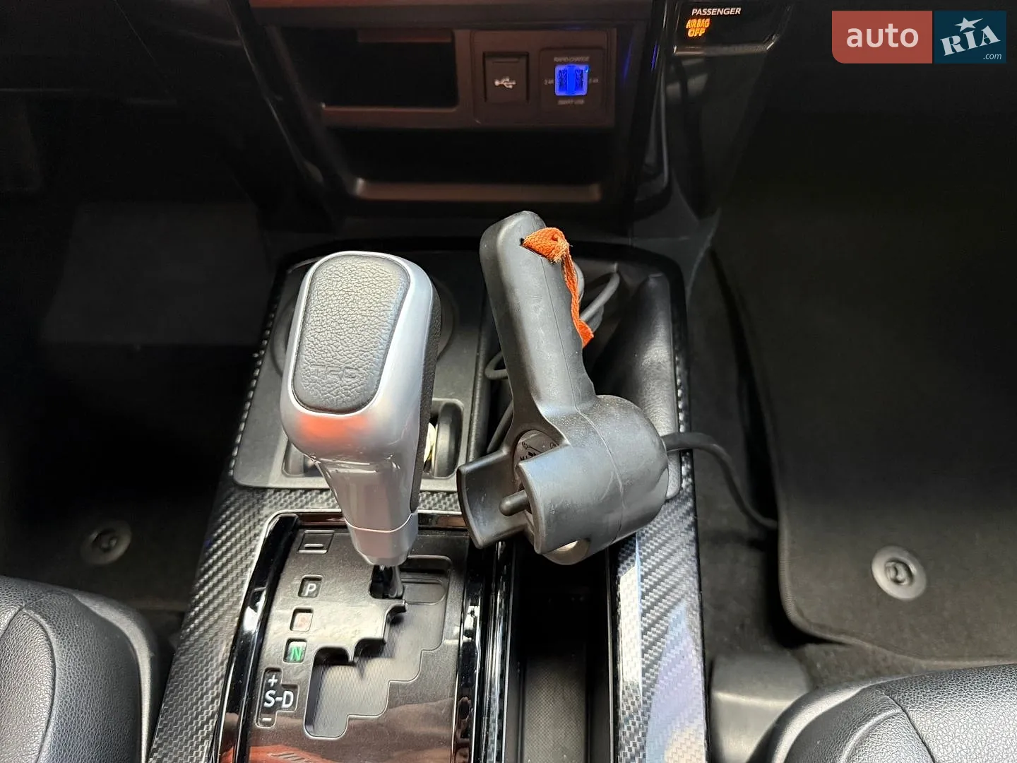 2020 Toyota 4Runner - мініатюра 23