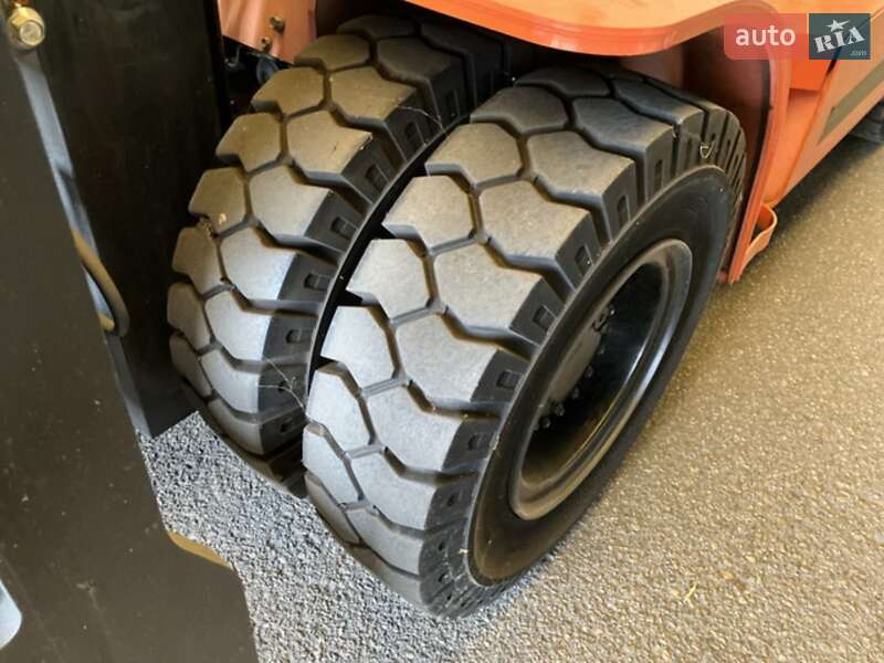 Вилочний навантажувач Toyota 5FD70 2006 в Києві