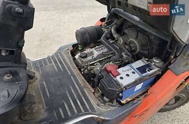 Вилочный погрузчик Toyota 627FDF25 2008 в 