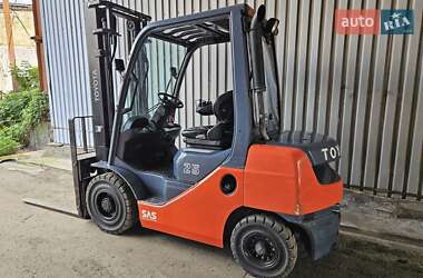 Вилочный погрузчик Toyota 6FD25 2018 в Киеве