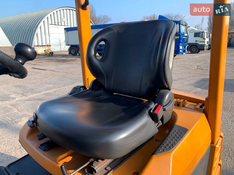 Вилочный погрузчик Toyota 8FBMT15 2020 в Николаеве