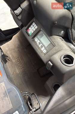 Електровізок Toyota 8FBMT16 2015 в 