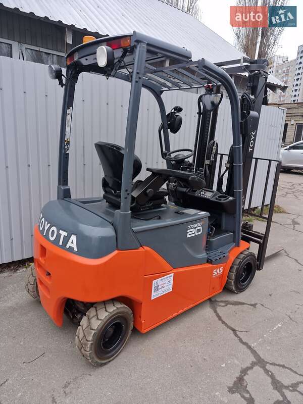 Вилочный погрузчик Toyota 8FBMT20 2017 в Киеве фото 3 Вилочный погрузчик Toyota 8FBMT20 2017 в Киеве