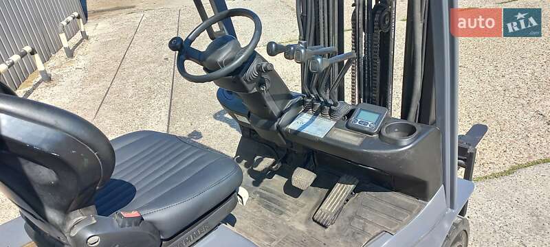 Вилочный погрузчик Toyota 8FGF18 2010 в Киеве фото 4 Вилочный погрузчик Toyota 8FGF18 2010 в Киеве