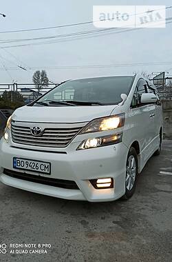 Toyota Alphard 2011