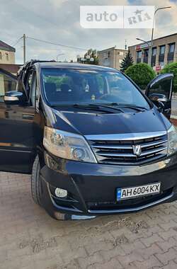 Минивэн Toyota Alphard 2007 в Славянске