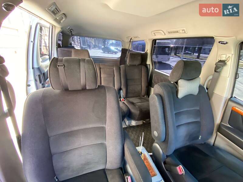 Минивэн Toyota Alphard 2008 в Харькове