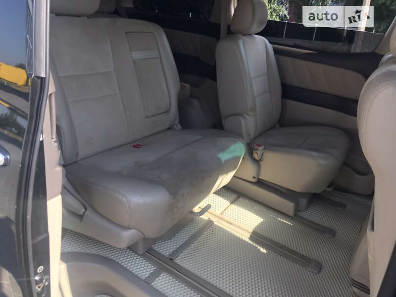 Минивэн Toyota Alphard 2007 в Бершади