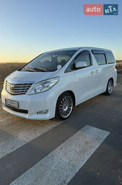 Минивэн Toyota Alphard 2010 в 