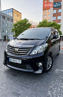 Минивэн Toyota Alphard 2014 в Одессе
