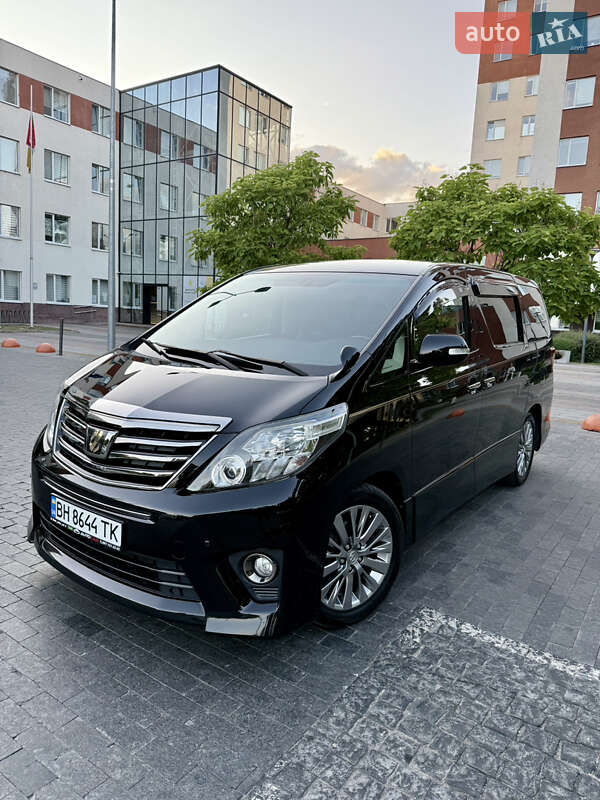 Мінівен Toyota Alphard 2014 в Одесі