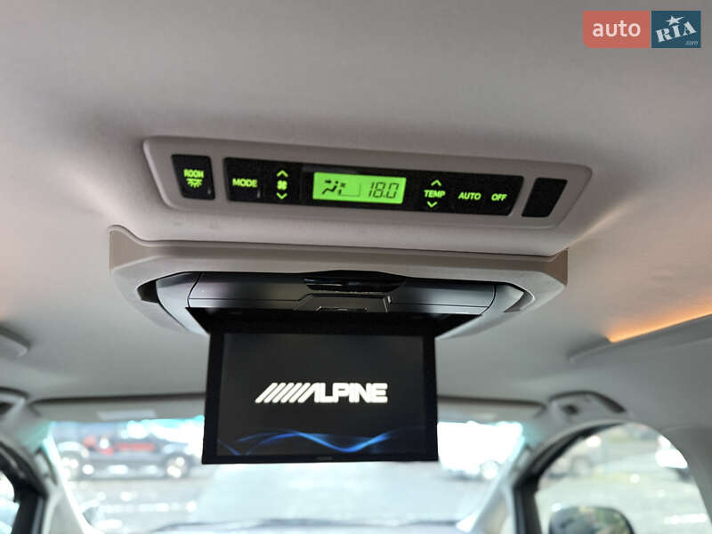 Мінівен Toyota Alphard 2014 в Одесі