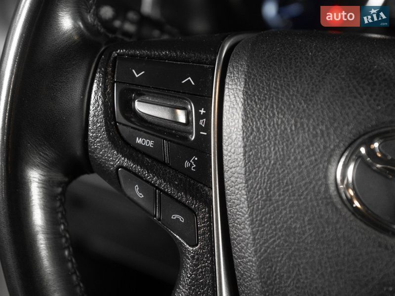 Минивэн Toyota Alphard 2020 в Одессе