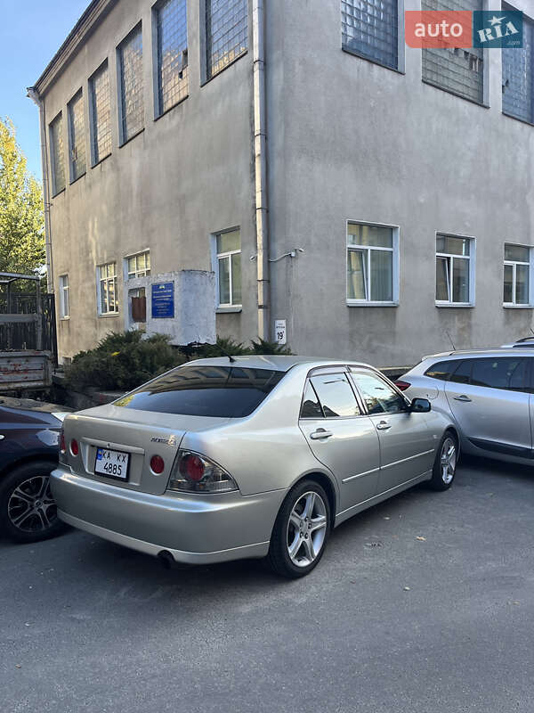 Седан Toyota Altezza 1999 в Киеве фото 17 Седан Toyota Altezza 1999 в Киеве