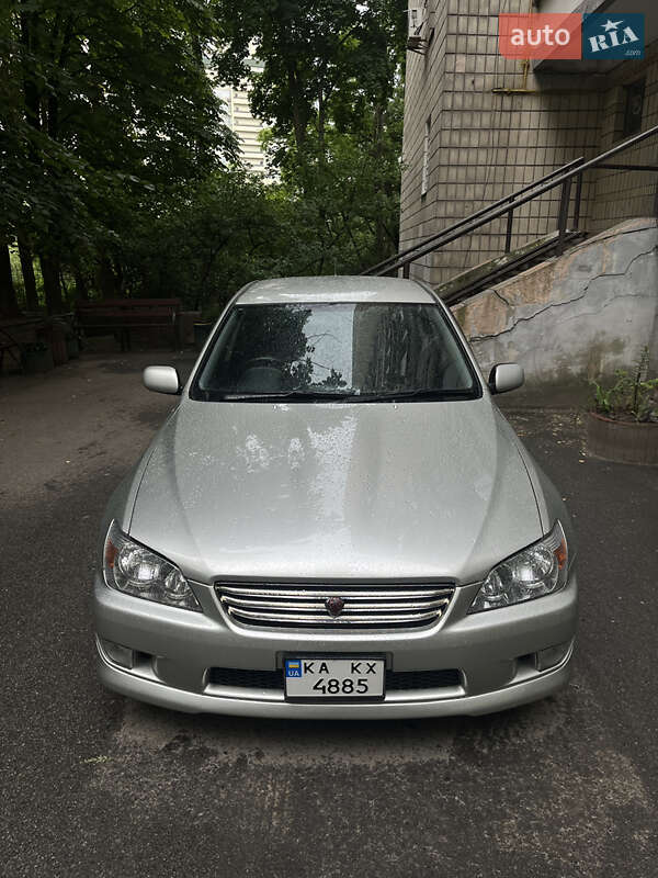 Седан Toyota Altezza 1999 в Киеве фото 5 Седан Toyota Altezza 1999 в Киеве