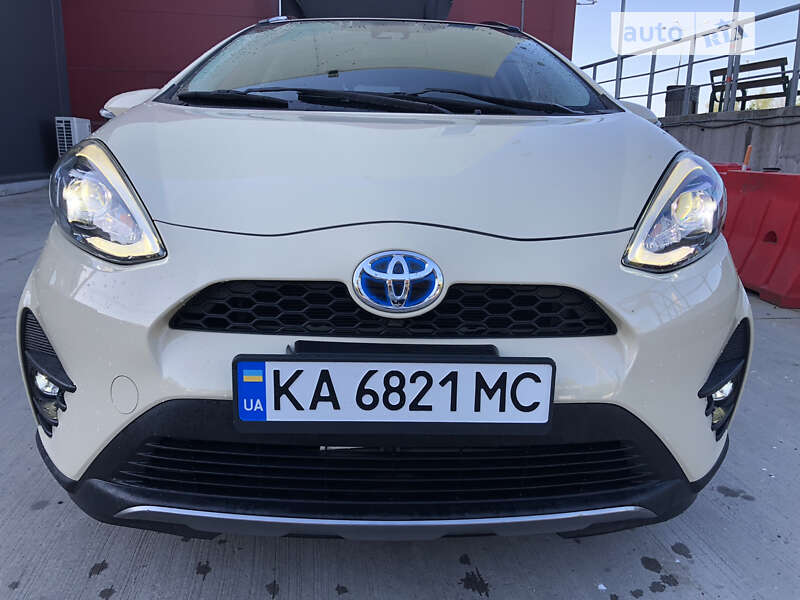 Хэтчбек Toyota Aqua 2018 в Киеве