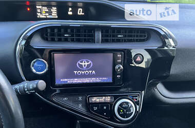 Хетчбек Toyota Aqua 2017 в Києві