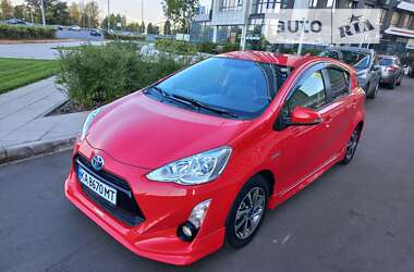 Хэтчбек Toyota Aqua 2014 в Киеве