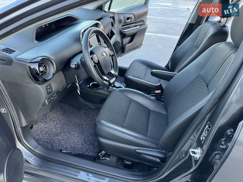 Хэтчбек Toyota Aqua 2019 в Киеве