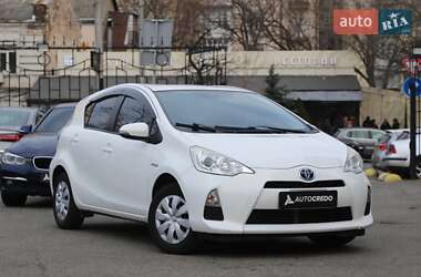 Хэтчбек Toyota Aqua 2014 в Киеве